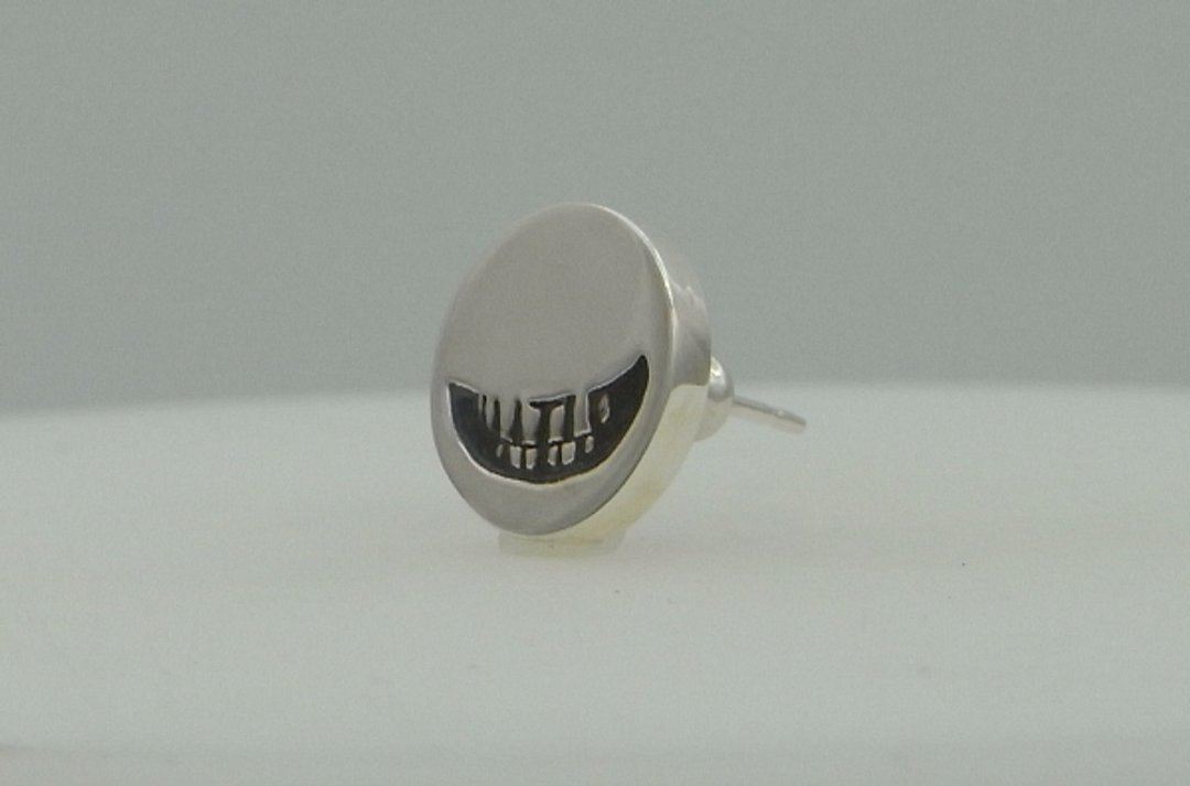 smile stamp_L Pierce_1 (s_m-O.54) 微笑 銀 耳釘 穿孔耳环 sterling silver stud earring - 耳环/耳夹 - 纯银 银色