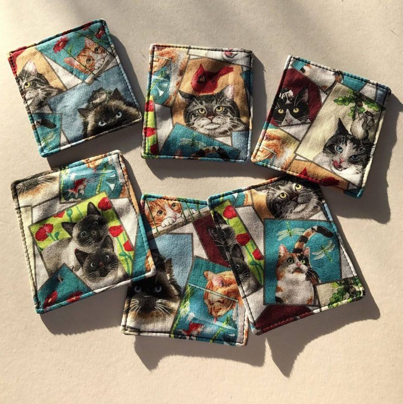 JOJA│限量杯垫：猫星人入侵 （ 圣诞礼物 6 入组合 ） - 杯垫 - 棉．麻 多色