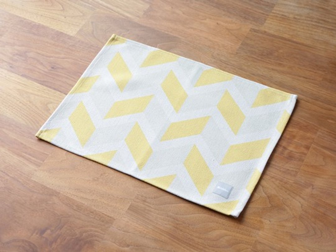 Luncheon mat Scandinavian pattern yellow beige direction 2 discs 45 × 32cm jubileeteatoweltt142 - 杯垫 - 棉 