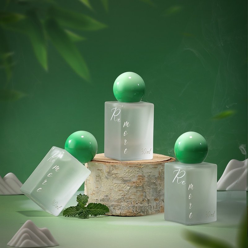 Remore香水级别香氛喷雾 绿叶调  3种香型 30ml - 香薰/精油/线香 - 其他材质 绿色