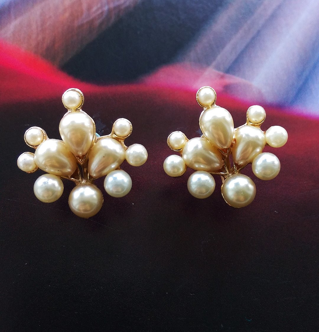 Vintage Jewelry 西洋古董饰品 优雅仿珠 栓式耳环 - 耳环/耳夹 - 其他金属 金色