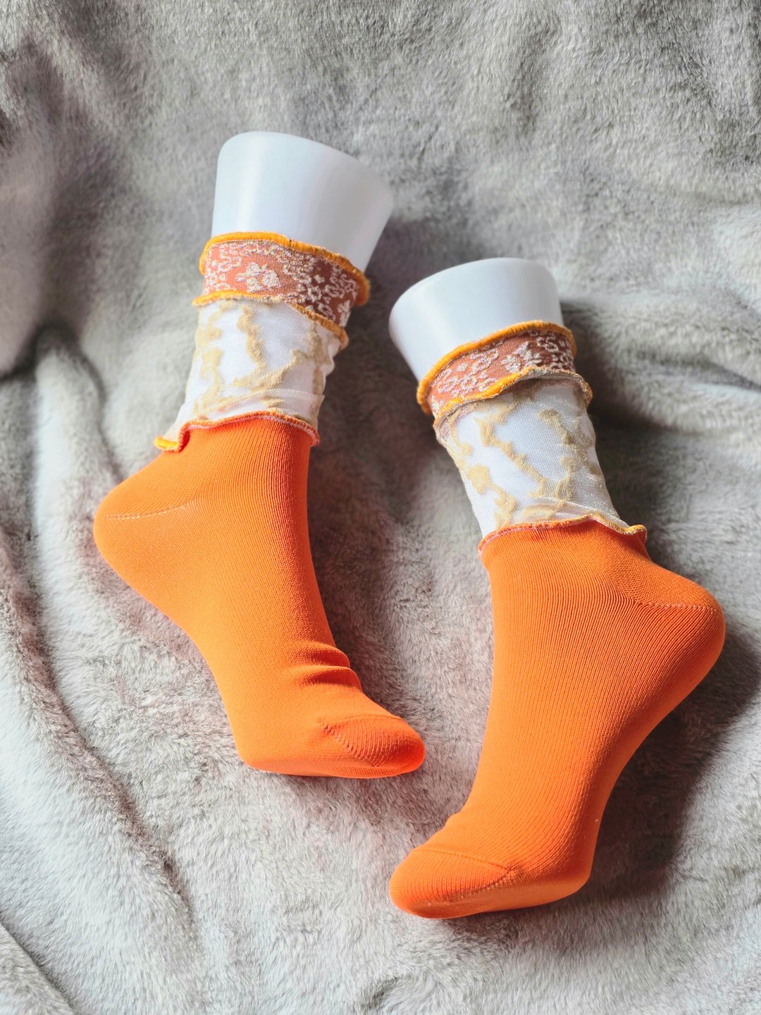 橘色 蕾丝 彩色荷叶边袜子 抢眼袜子 个性袜子 22.5~25 女袜 socks - 袜子 - 其他材质 白色