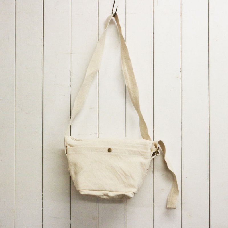 全新 简约斜背包【原色】(VC-47) - 侧背包/斜挎包 - 棉．麻 白色