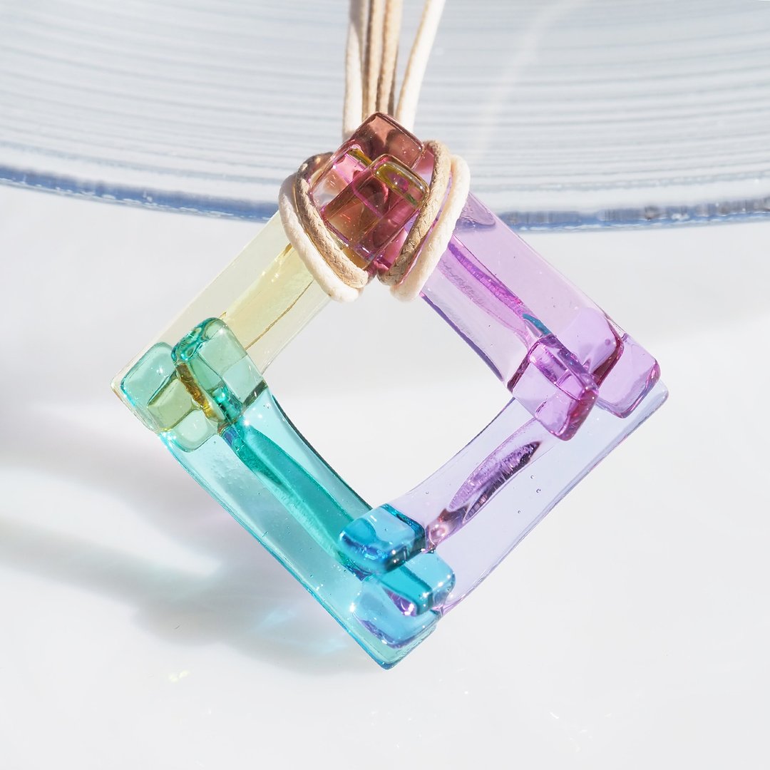 Colored glass (Irogasane [Sakura pastel]) Necklace [Size can be selected] [Made to order] - 项链 - 玻璃 粉红色