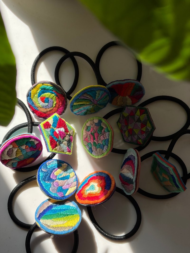 刺绣发束 - 发饰 - 绣线 多色