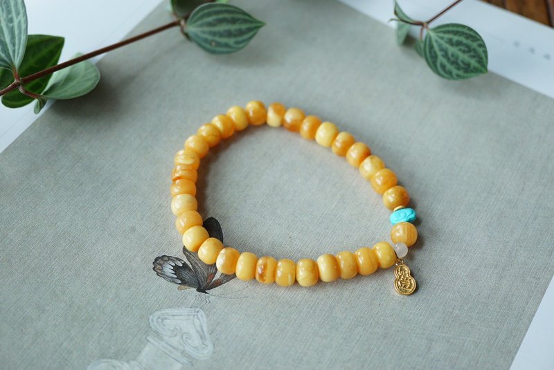 天然原矿小年份蜜蜡绿松石祥云 设计手持手串f - 手链/手环 - 半宝石 黄色