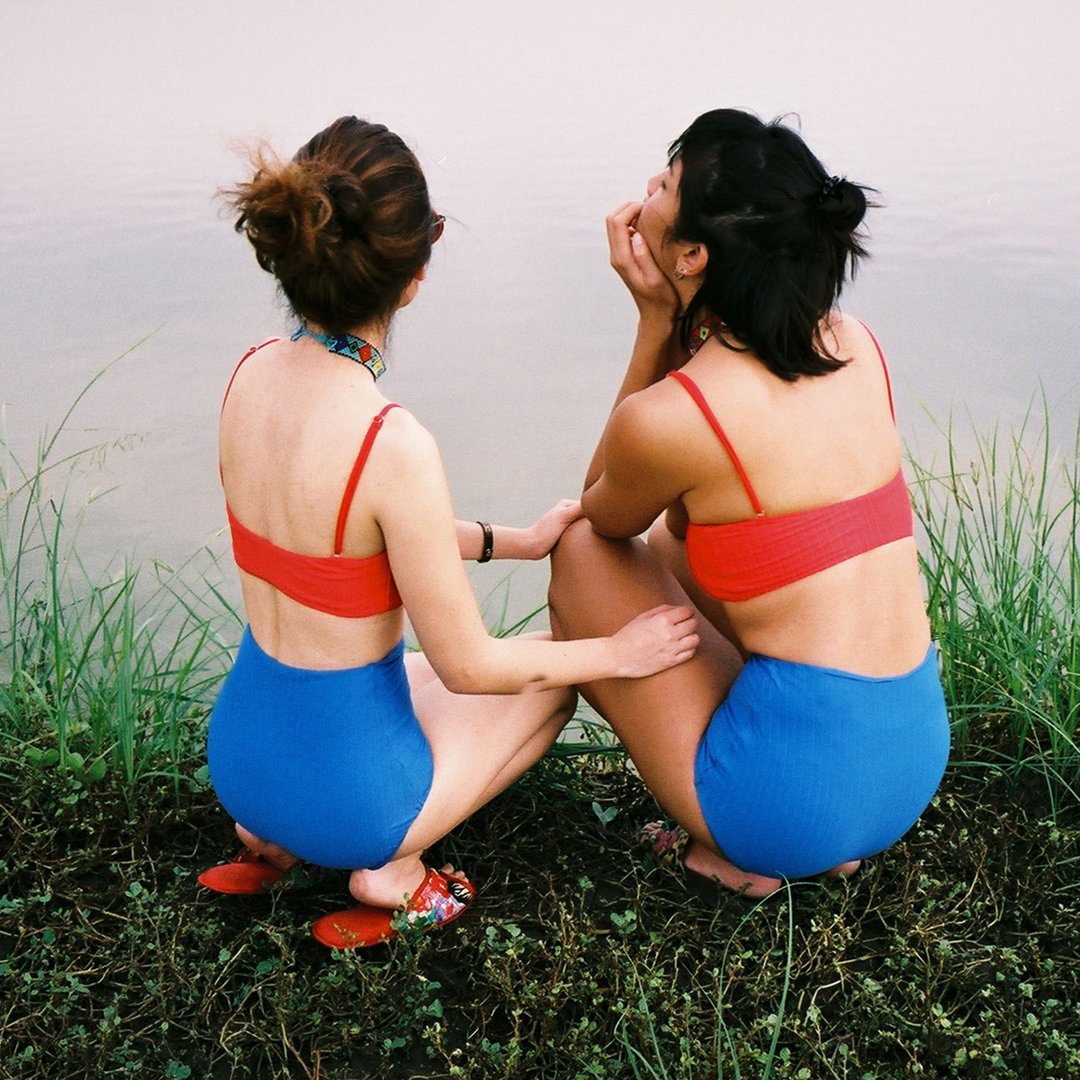 Aprilpoolday / CAPSULE ROLLING TOY / Red-Blue / L - 女装泳衣/比基尼 - 纸 多色