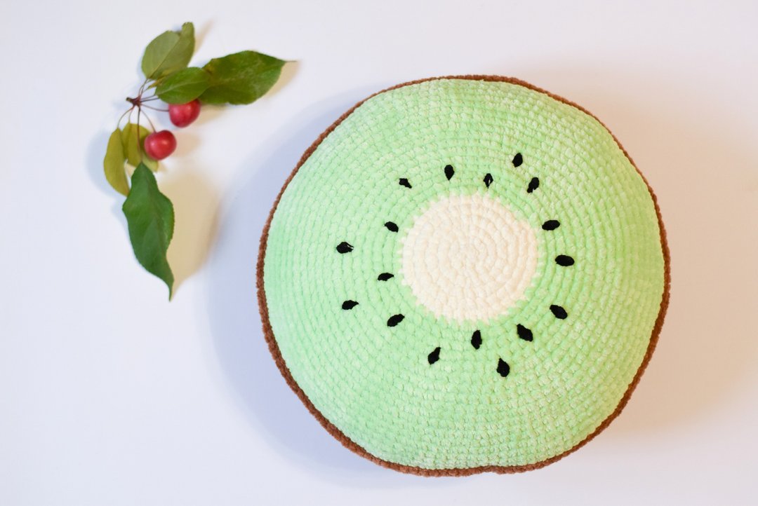 kiwi pillow home decor, kiwi lovers gift, kiwi gifts, summer cushion kiwi gift - 枕头/抱枕 - 绣线 绿色