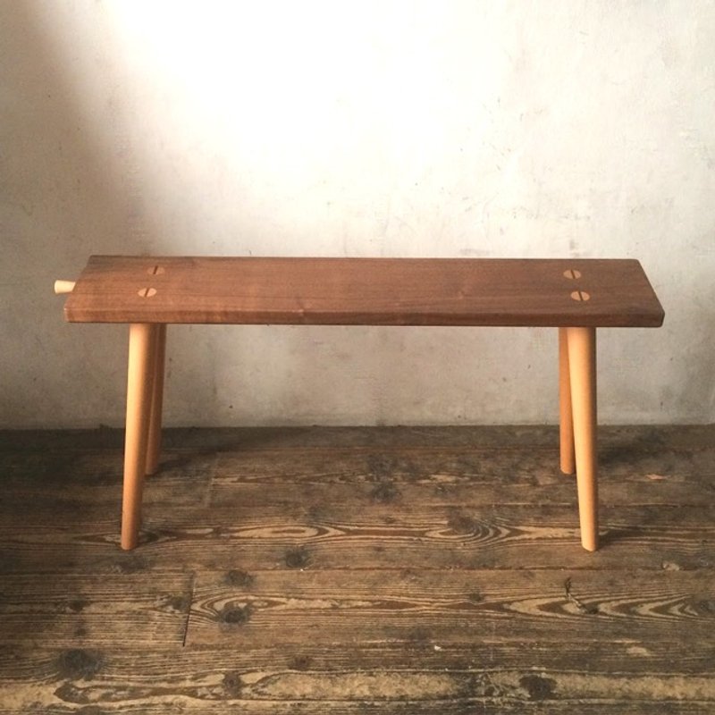 纤细长凳 <胡桃木> - 其他家具 - 木头 