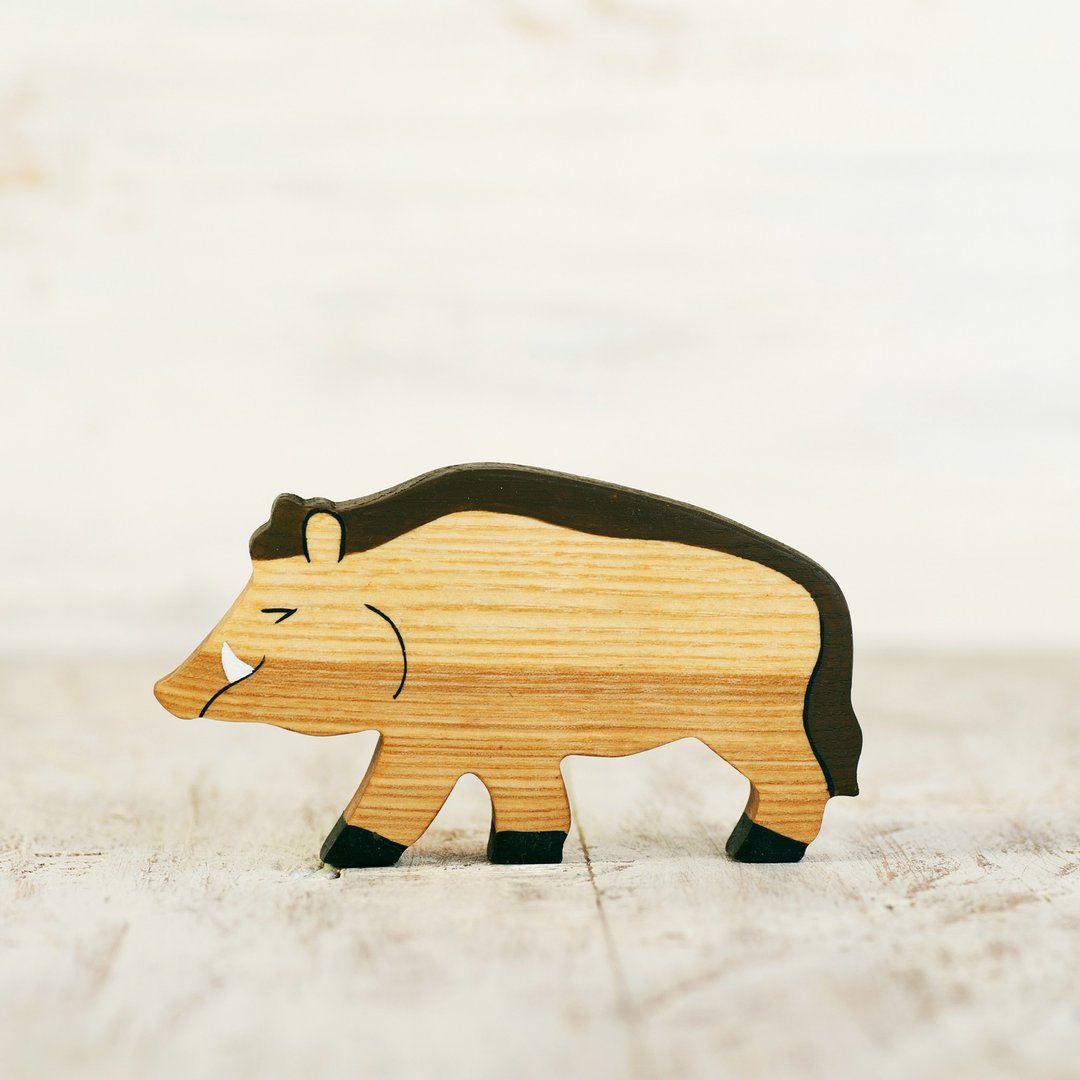 Wooden Wild Boar toy Hog figurine Woodland animals - 玩具/玩偶 - 环保材料 咖啡色