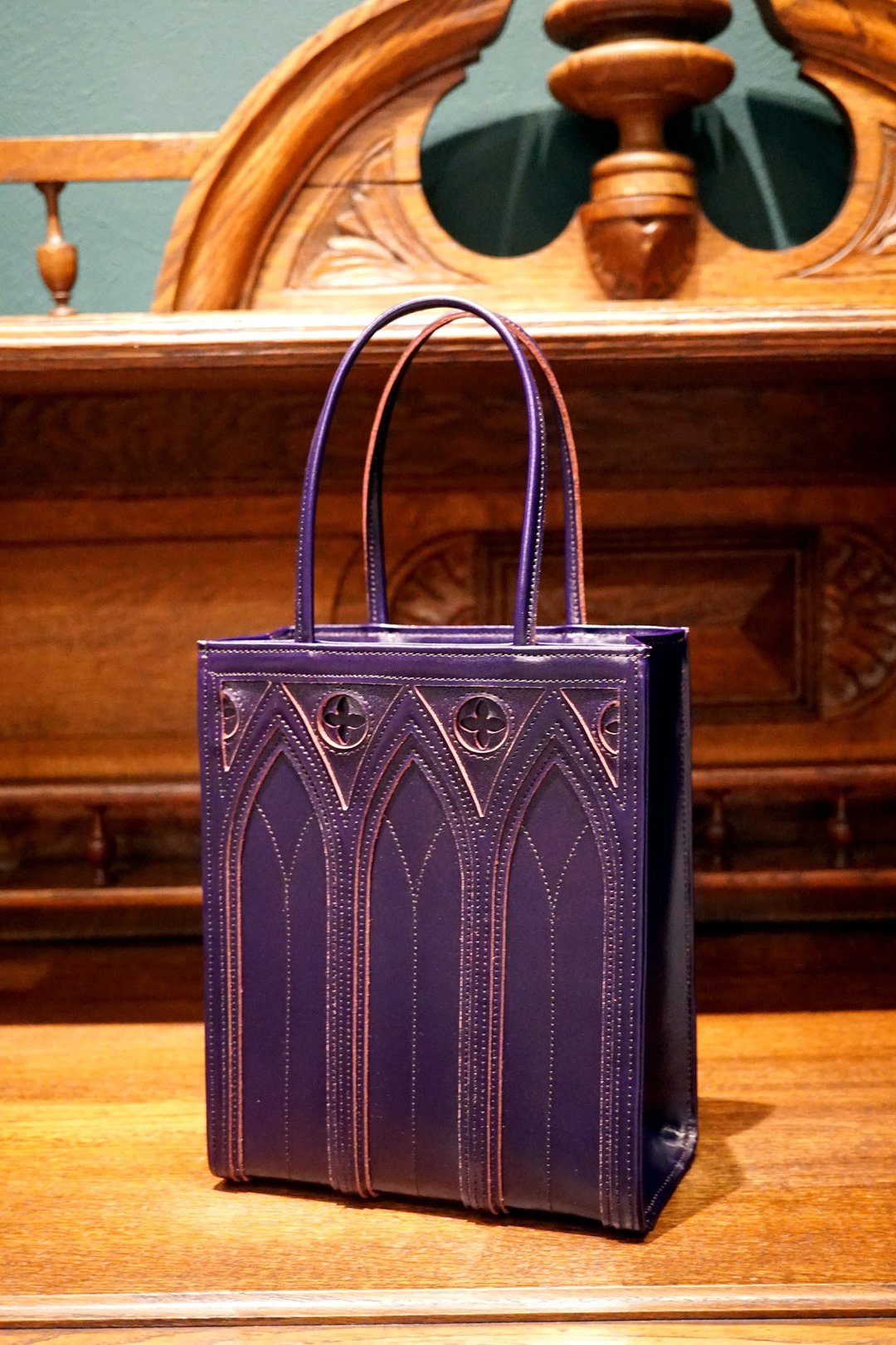 Cathedral bag 1C violet gothic architecture cathedral bag violet in medieval Europe - 手提包/手提袋 - 真皮 紫色