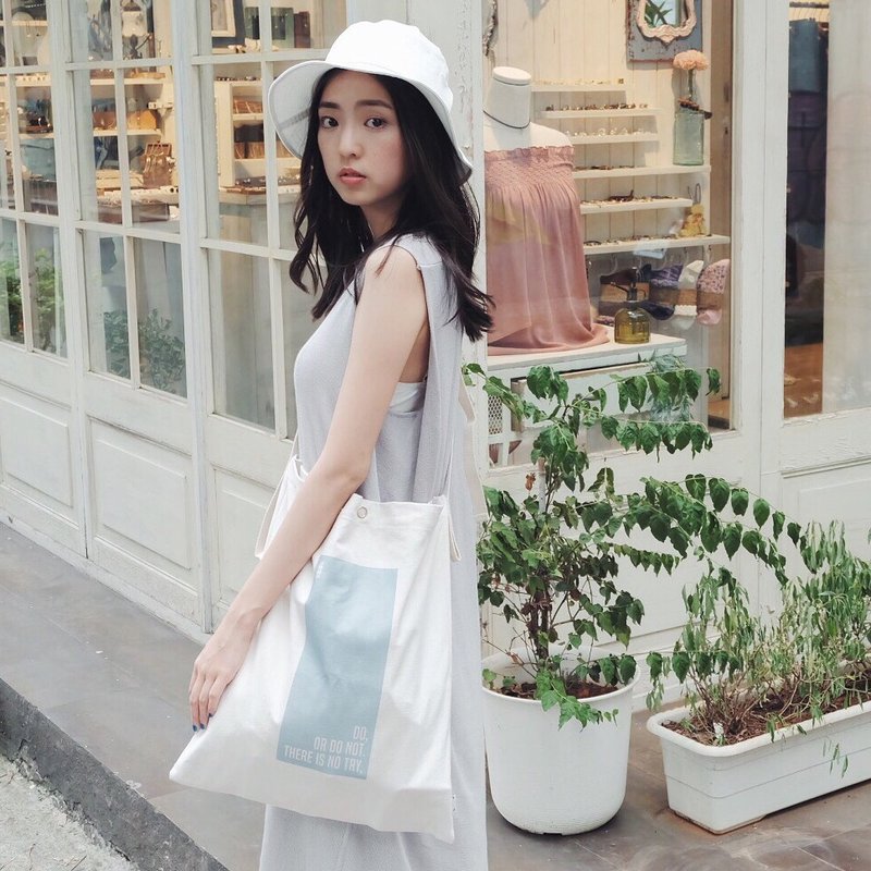 定制文 ● 帆布包 大色块定制文 4色可选 - 手提 肩背 可调长度 - 侧背包/斜挎包 - 棉．麻 白色