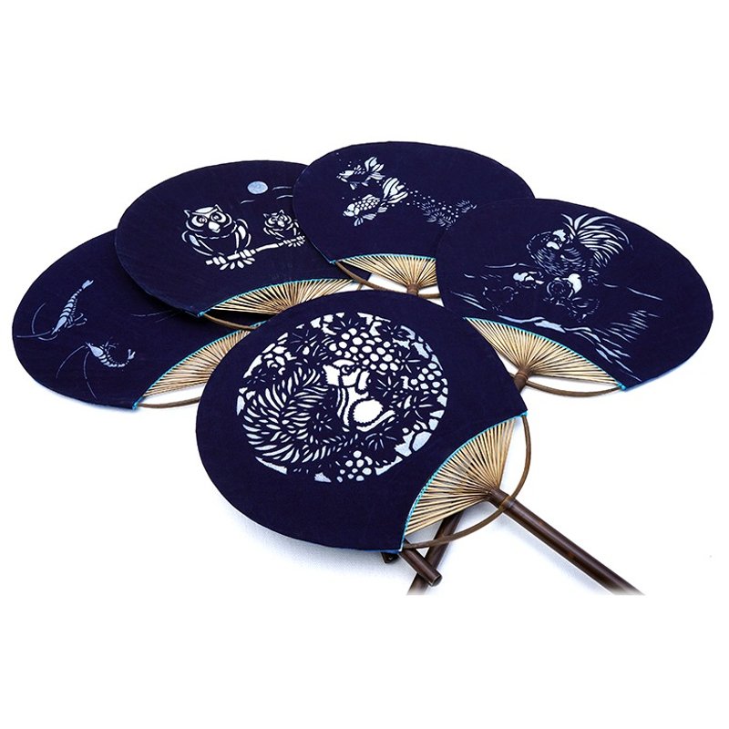 卓也蓝染 - 【动物】蓝型染手工扇 - 摆饰 - 其他材质 蓝色