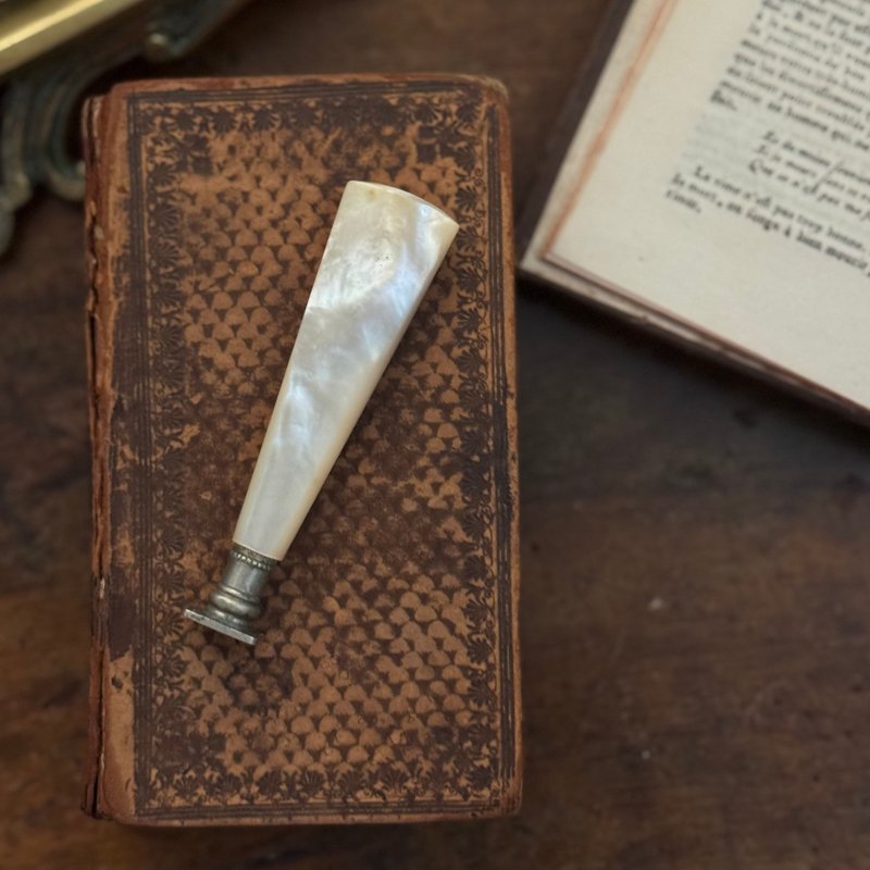 50530-珍稀法国19世纪末封蜡章-珍珠母贝柄、镀银印章端 - 印章/印台 - 其他材质 