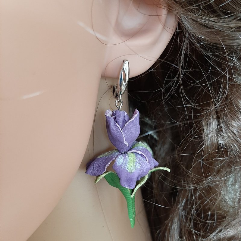 耳环 Iris 皮革耳环 for her 皮革女士首饰 - 耳环/耳夹 - 真皮 紫色