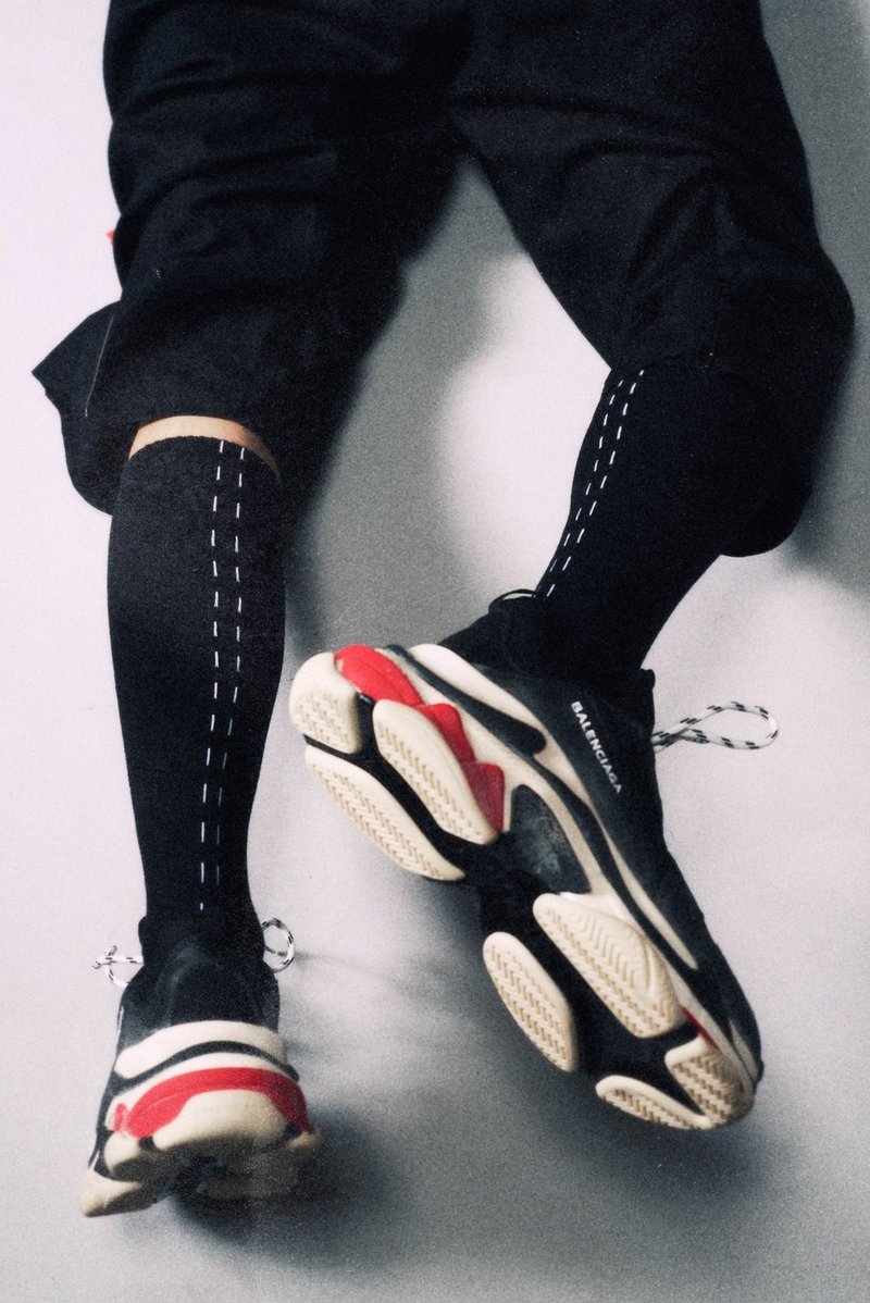 TRAN - 虚线忍者分趾长袜 - 袜子 - 棉．麻 黑色