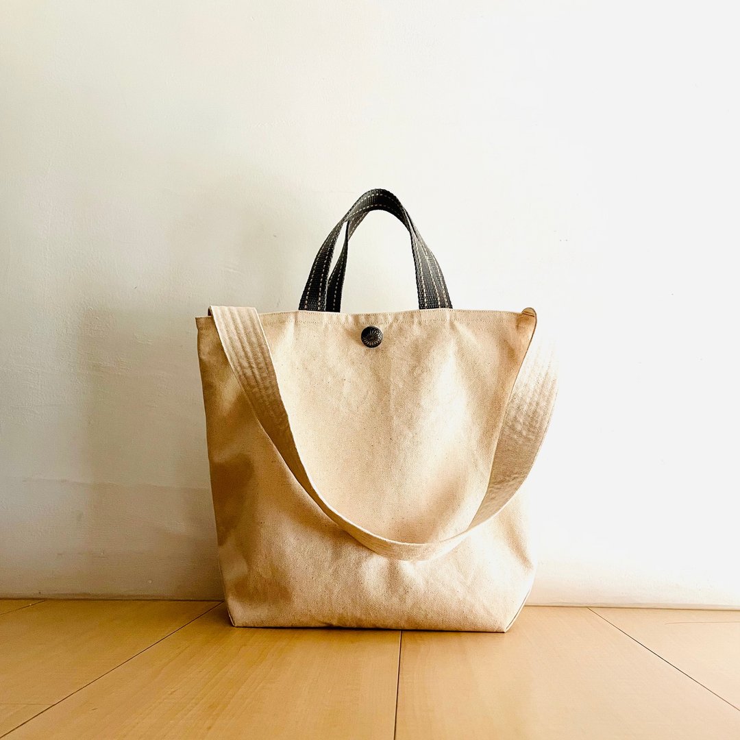 厚帆布托特。手提肩背/斜背包。双边双格内袋。厚帆布 - 侧背包/斜挎包 - 棉 卡其色
