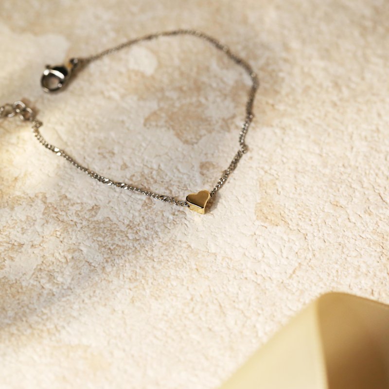 钢-质感小金心手链 圣诞节礼物 礼物 爱心手链 - 手链/手环 - 不锈钢 银色