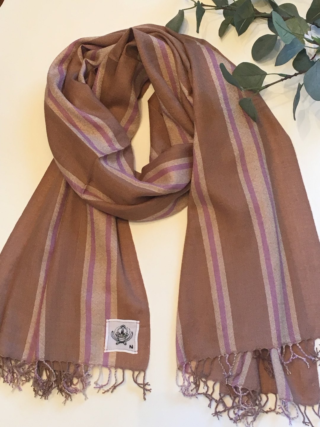 100%Cashmere Hand woven Awning Stripe Shawl - 丝巾 - 纸 卡其色