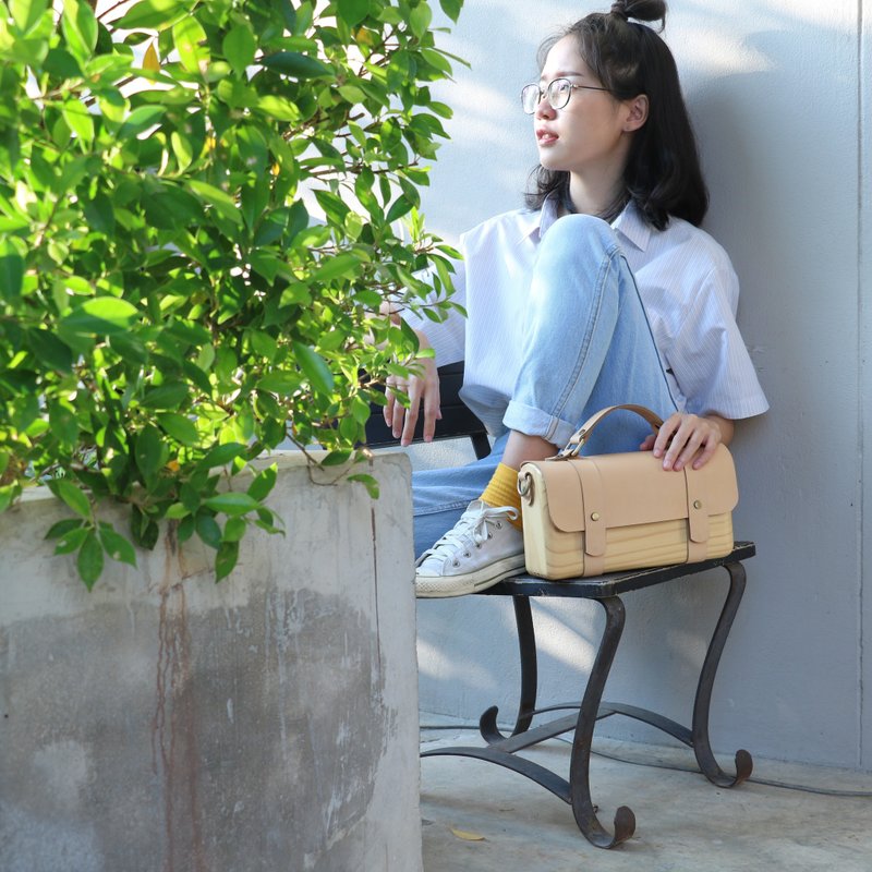 BL手工复古木制手提/肩背包 - 米色 - 侧背包/斜挎包 - 木头 咖啡色