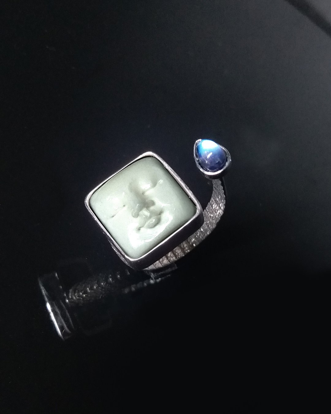 925纯银月亮石 - 墨鱼骨倒模法水牛骨天然月亮石纯银戒指 - 戒指 - 纯银 白色