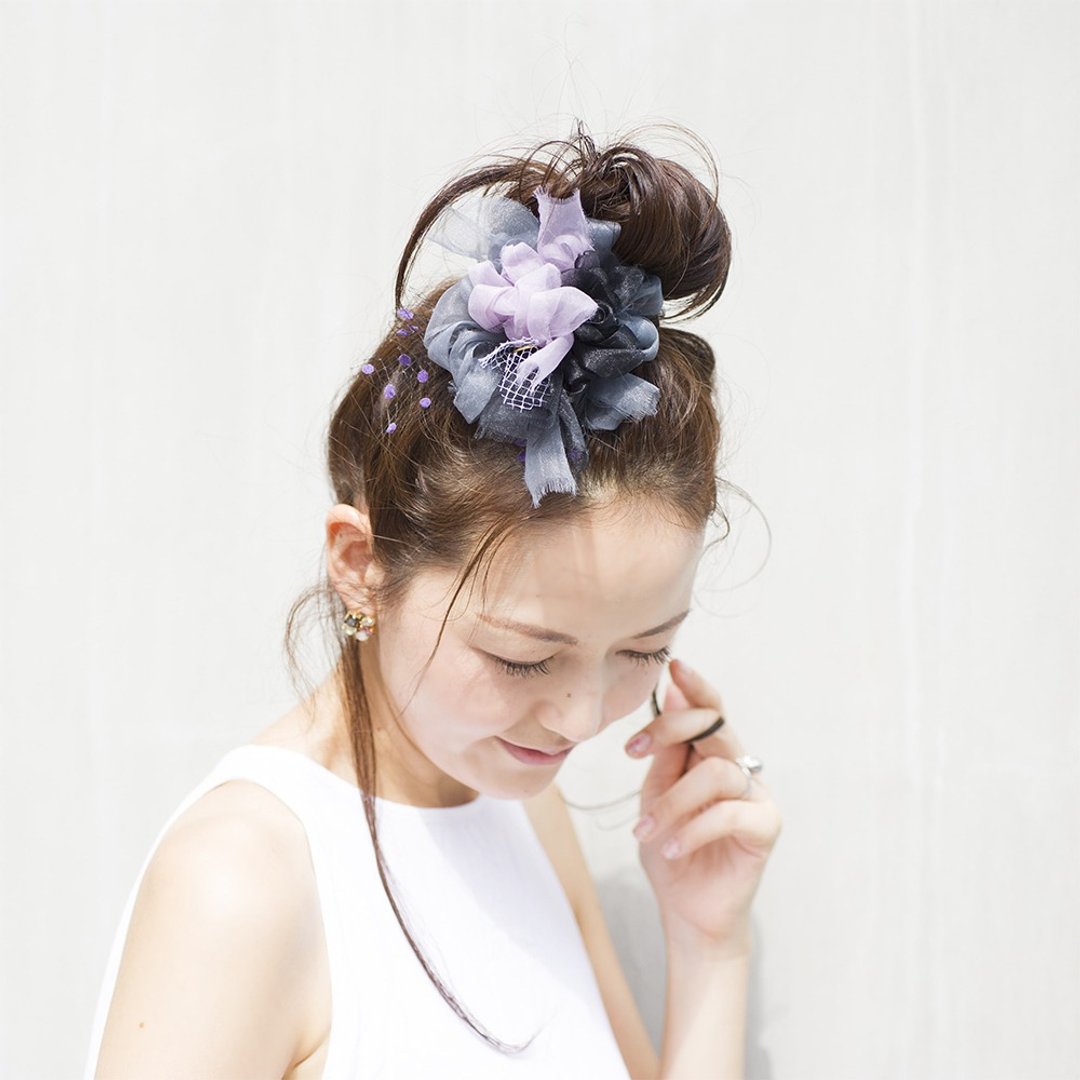 魔女 | 趣味点缀咲编胸花 - 胸花/手腕花 - 聚酯纤维 黑色