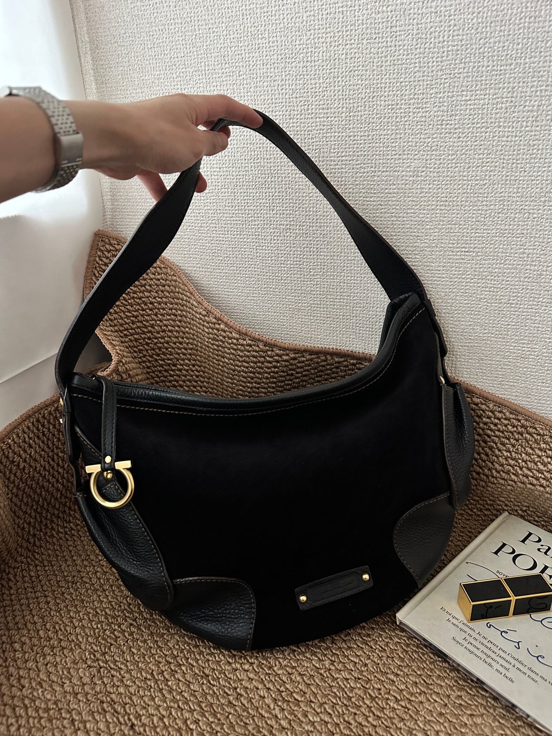 中古包 Salvatore Ferragamo 菲拉格慕 马蹄扣 Hobo 包 - 手提包/手提袋 - 真皮 黑色