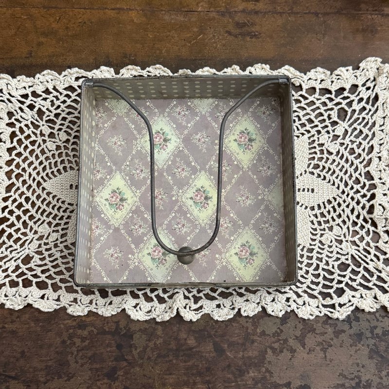 50553-典雅的法国锡制餐巾盒 - 餐垫/桌巾 - 其他金属 