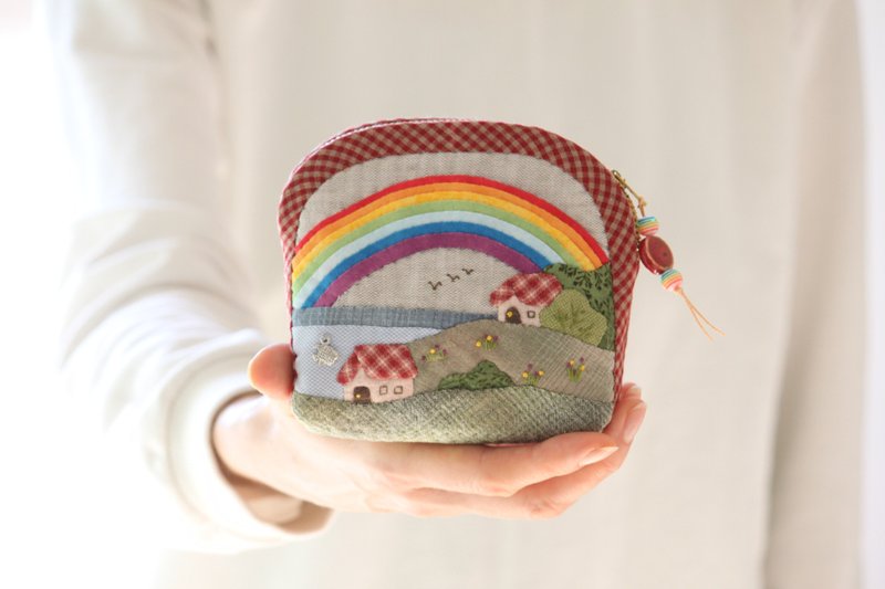 绗缝化妆包，小尺寸，采用日本拼缝工艺制成。 - 化妆包/杂物包 - 其他材质 多色