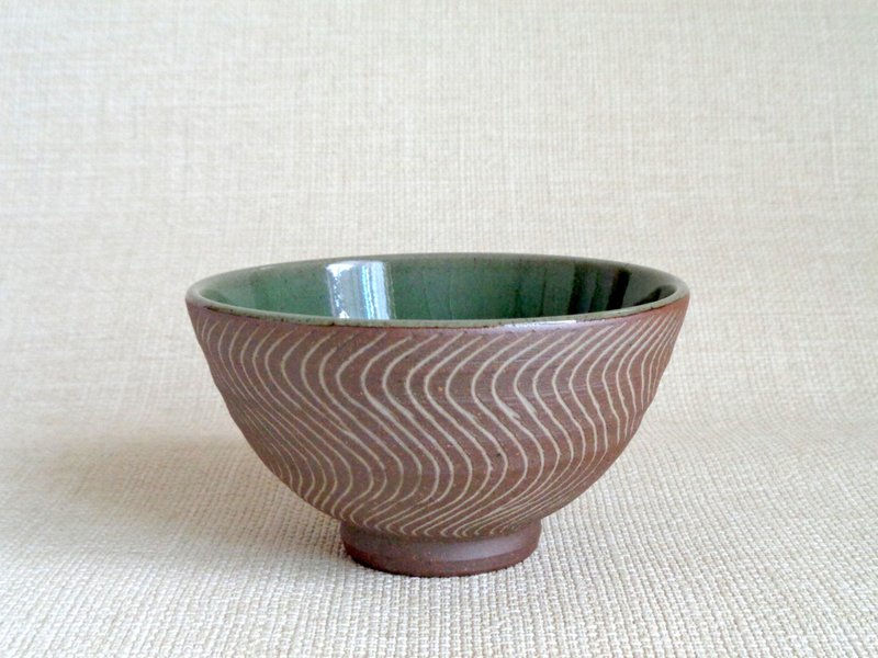 碗 青瓷象嵌 波纹a - 碗 - 陶 绿色