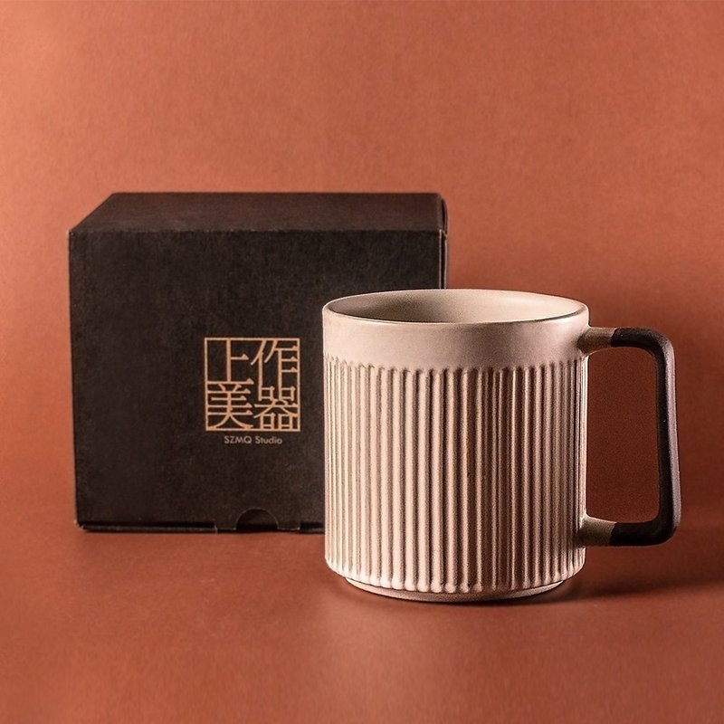 粉引白-直纹马克杯550ml - 咖啡杯/马克杯 - 陶 白色