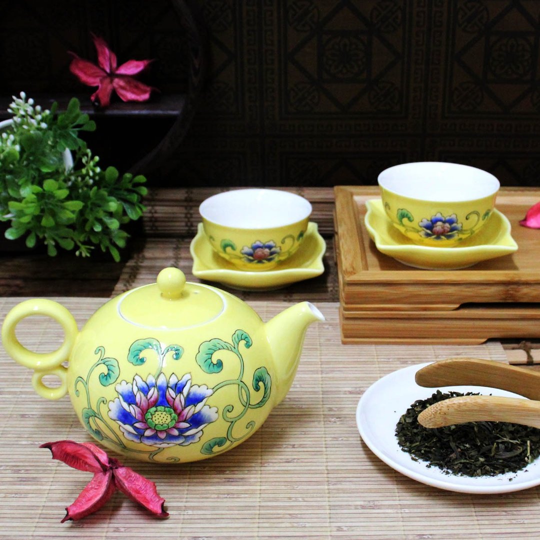 手绘黄地番莲茶组 - 其他杯子 - 瓷 