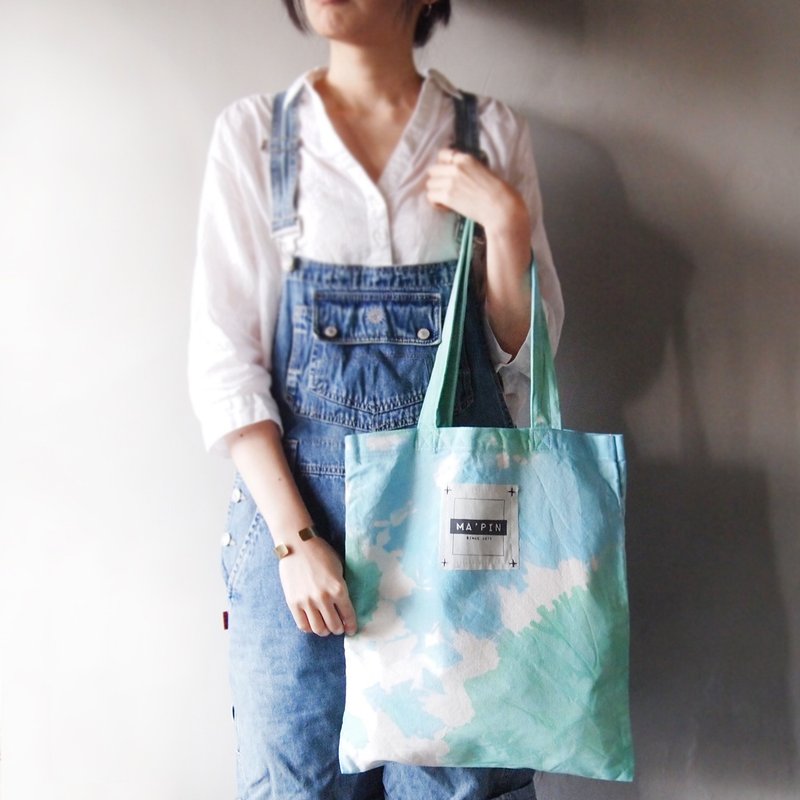 Ma'pin 十字压色LOGO绑染 湖水绿Ｘ天蓝色 / 短背带 棉帆布手染托特包 - 侧背包/斜挎包 - 棉．麻 蓝色