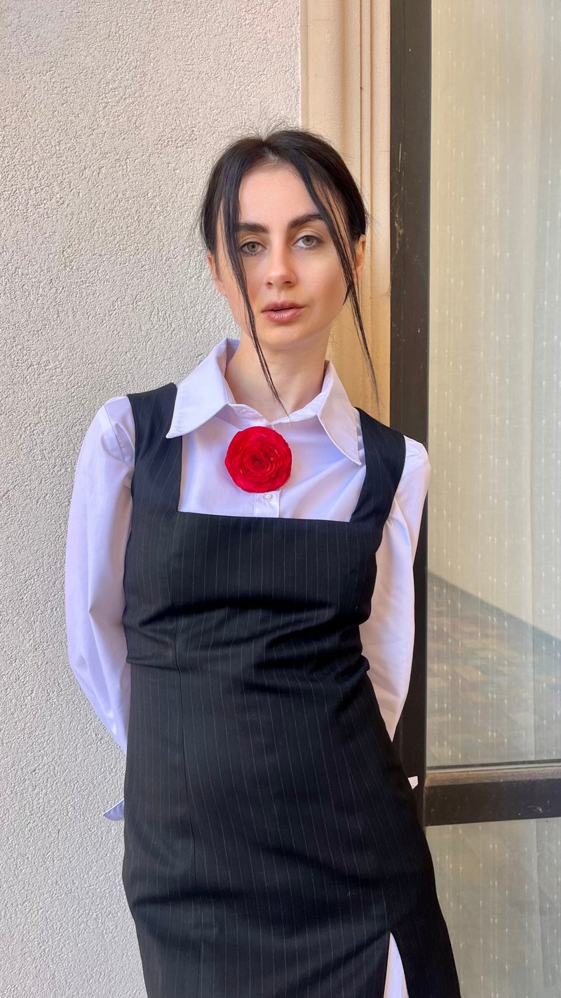 花朵胸针 明星饰品 奢华红玫瑰胸针 花卉胸针 适用于西装外套 - 胸针 - 丝．绢 红色