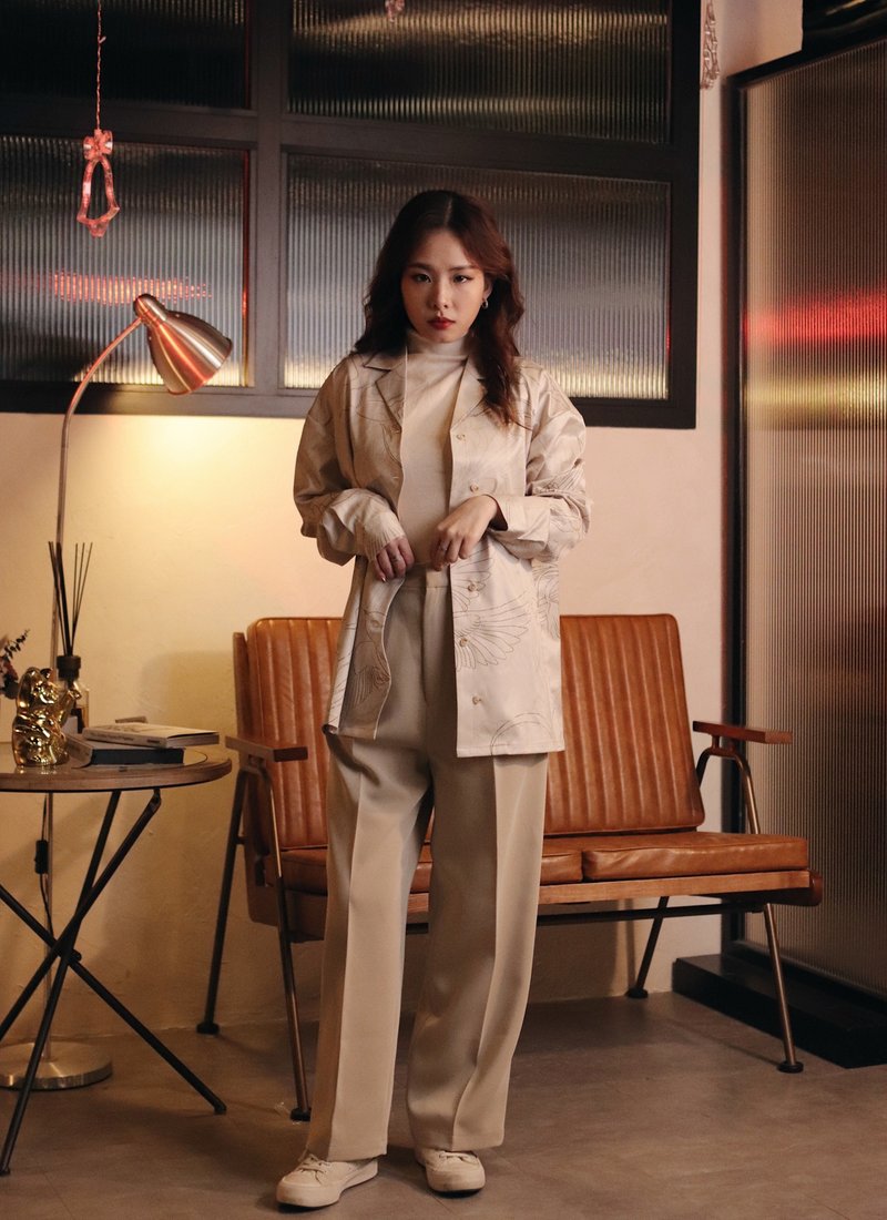 *现货 限定优惠*嬗变系列 中高腰直西裤 - 女装长裤 - 聚酯纤维 卡其色