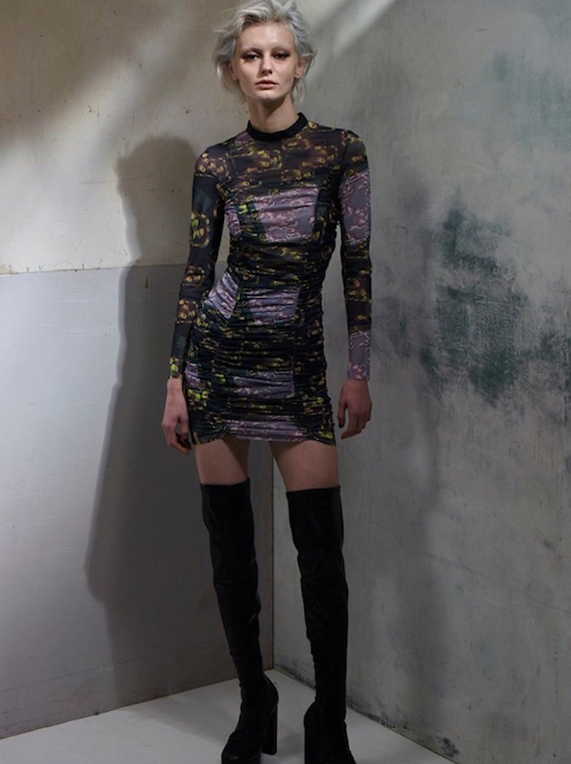 Bae 印花抽绉迷你网裙 - 裙子 - 聚酯纤维 多色