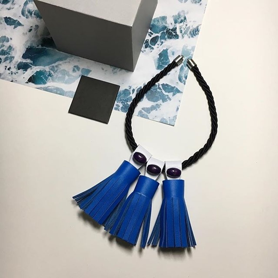 necklace: leather tassel - 项链 - 其他材质 蓝色