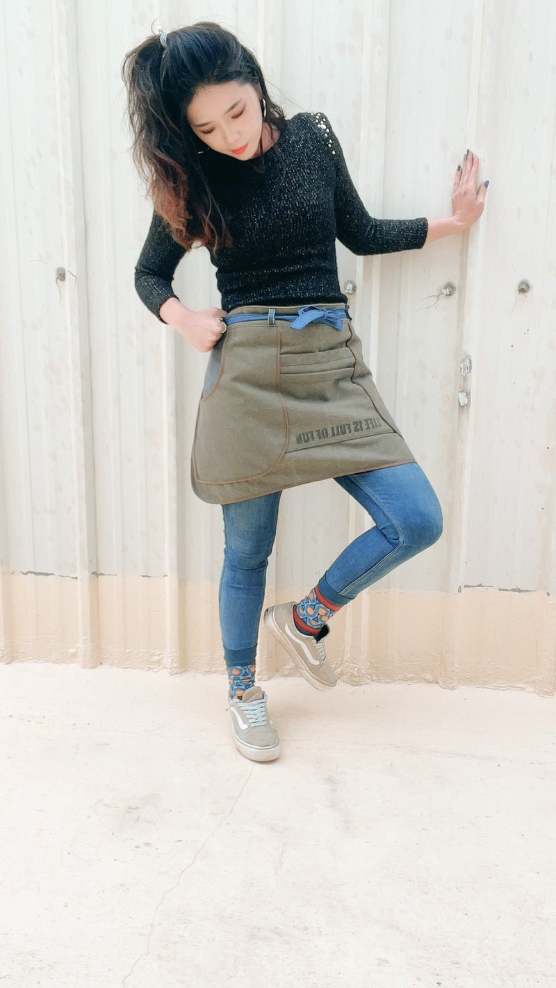 手工制作牛仔拼接半截式围裙工作服 - 围裙 - 棉．麻 