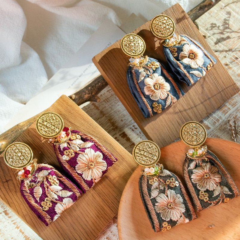 刺绣缎带耳环 造型钮扣 法式优雅质感 医疗钢针 可改耳夹 - 耳环/耳夹 - 其他金属 多色