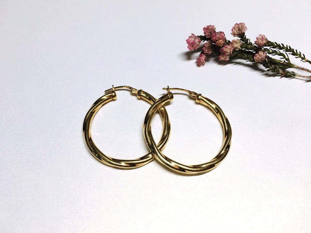 【茉莉亚缇 Moriarty Jewelry】14K 黄K金 扭转圆圈耳环|复古专属 - 耳环/耳夹 - 贵金属 