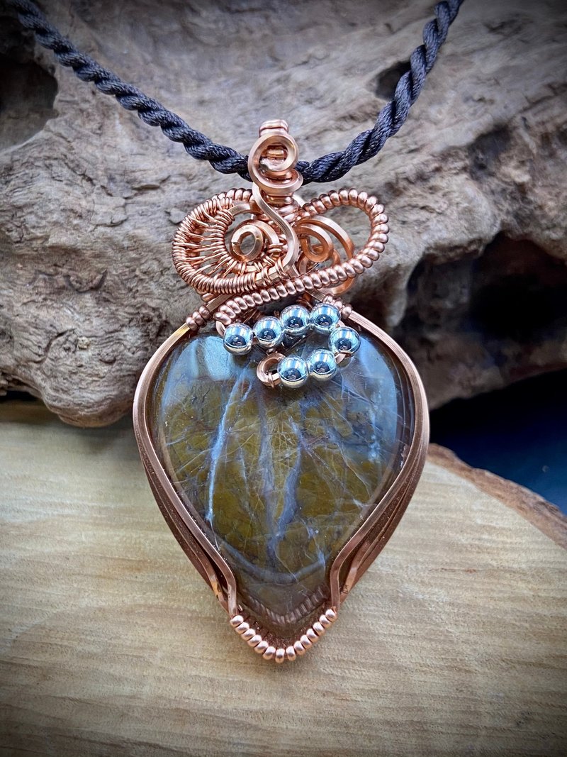 Lubar慢慢编织 心脏石 金属编织 (双面佩带戴) - 项链 - 玉石 多色