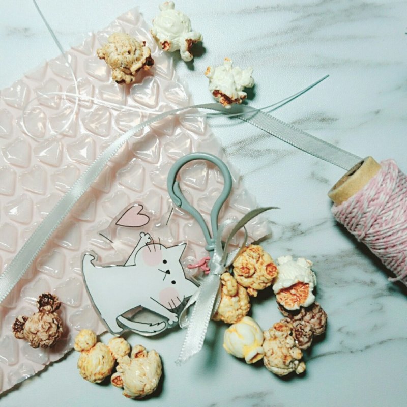 钥匙圈吊饰 爱的爆爆 - 钥匙链/钥匙包 - 塑料 