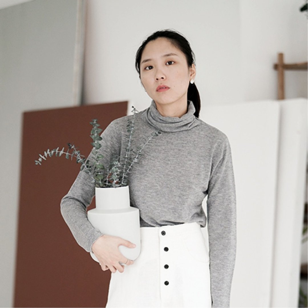 灰色 高领百搭修身打底堆堆领内搭衫 美丽诺100%羊毛显瘦毛衣针织衫 亲肤裸穿 四色可选 | vitatha 番塔塔原创设计独立女装品牌 - 女装针织衫/毛衣 - 羊毛 灰色