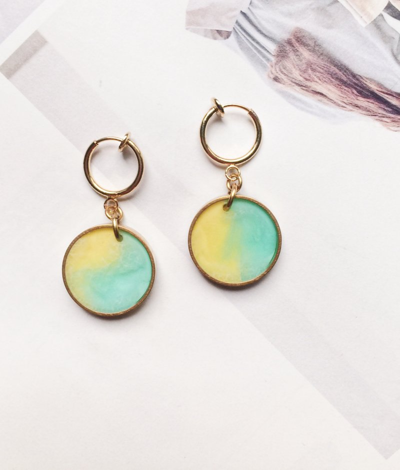 La Don - 耳环 - 渲染 - 厚圆黄铜金桔柠檬 耳针/耳夹 - 耳环/耳夹 - 压克力 黄色