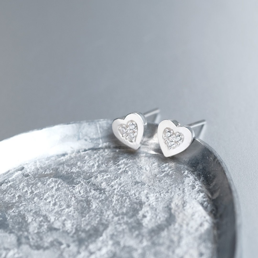 Mini Heart Earrings Silver 925 - 耳环/耳夹 - 其他金属 银色
