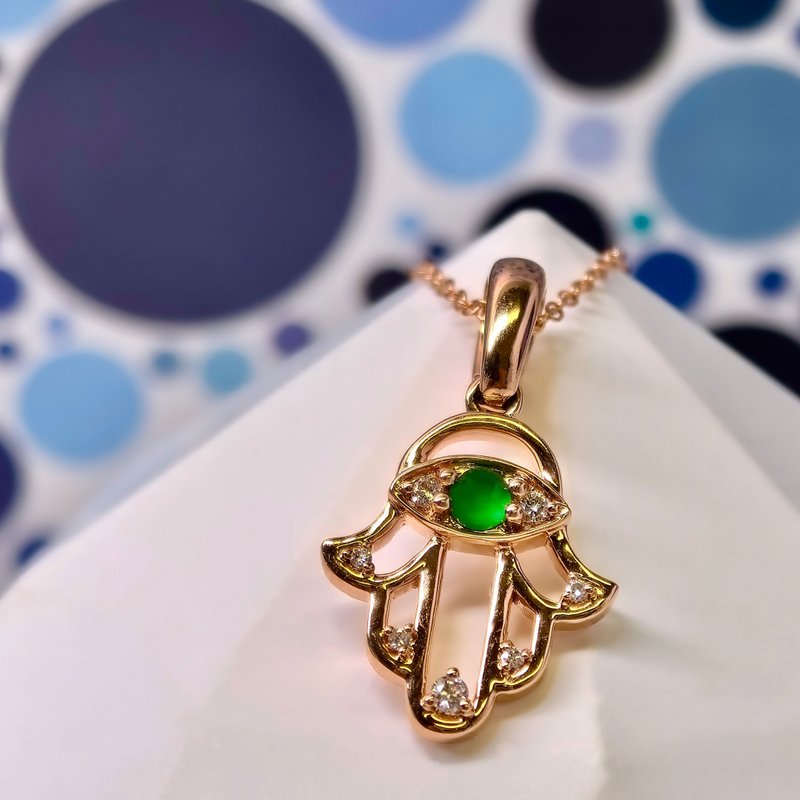 爱丽丝- 18K玫瑰金法蒂玛之手吊坠配绿色蛋面翡翠及白钻石-含链 - 项链 - 宝石 