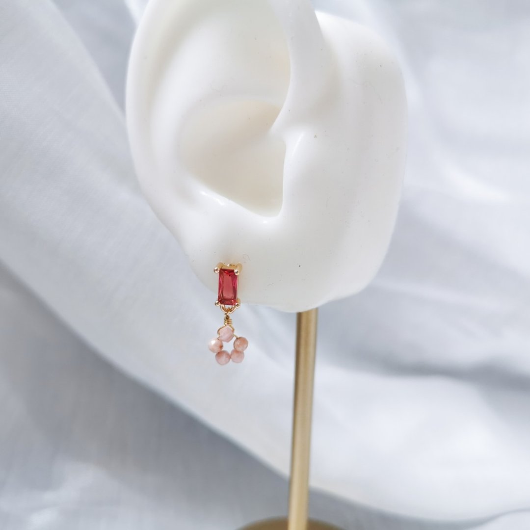 【Veverka】漫步花季 - 红纹石 耳环 饰品 夹式耳环 花 花朵 - 耳环/耳夹 - 半宝石 红色