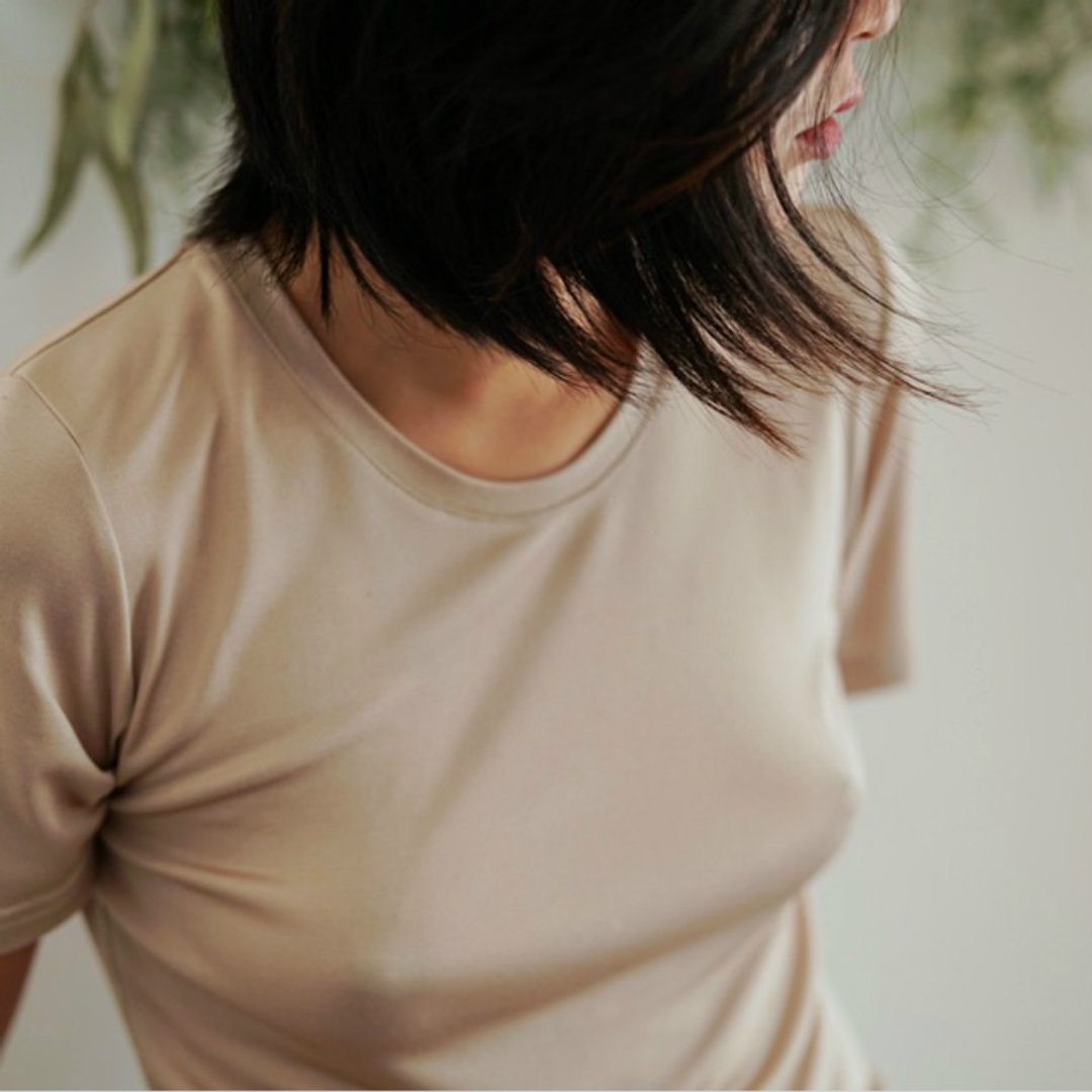 穿了没穿 | 裸色  Nude裸穿系 真丝针织圆领T恤Tee 25%桑蚕丝 - 女装 T 恤 - 丝．绢 卡其色