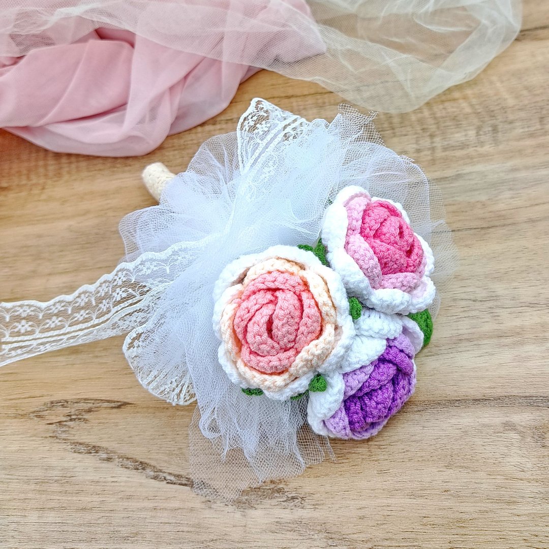 定制化手棒花 幻彩玫瑰手钩花球 结婚花球 生日 花束 毕业 情人节 - 摆饰 - 聚酯纤维 粉红色