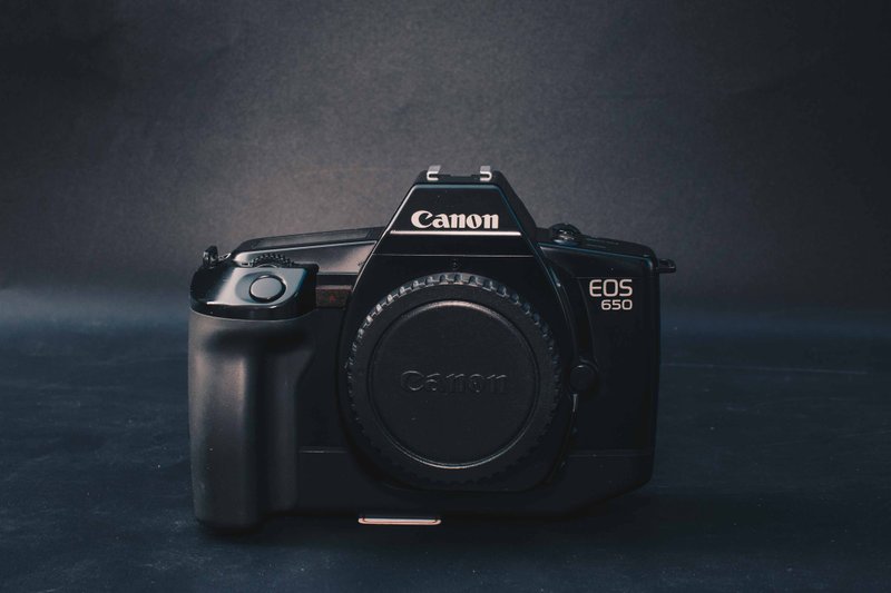 CANON EOS 650 底片相機 #566 - 相机 - 其他金属 黑色